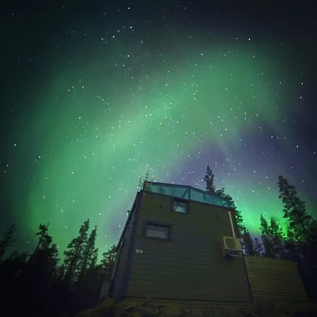 Levi Glass Roof Lodge